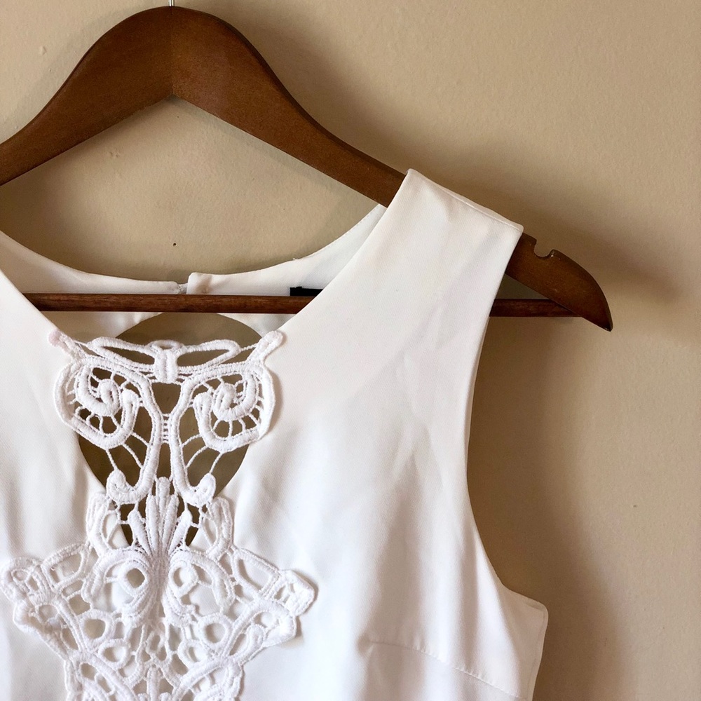 Fitted White Dress with Lace Detail